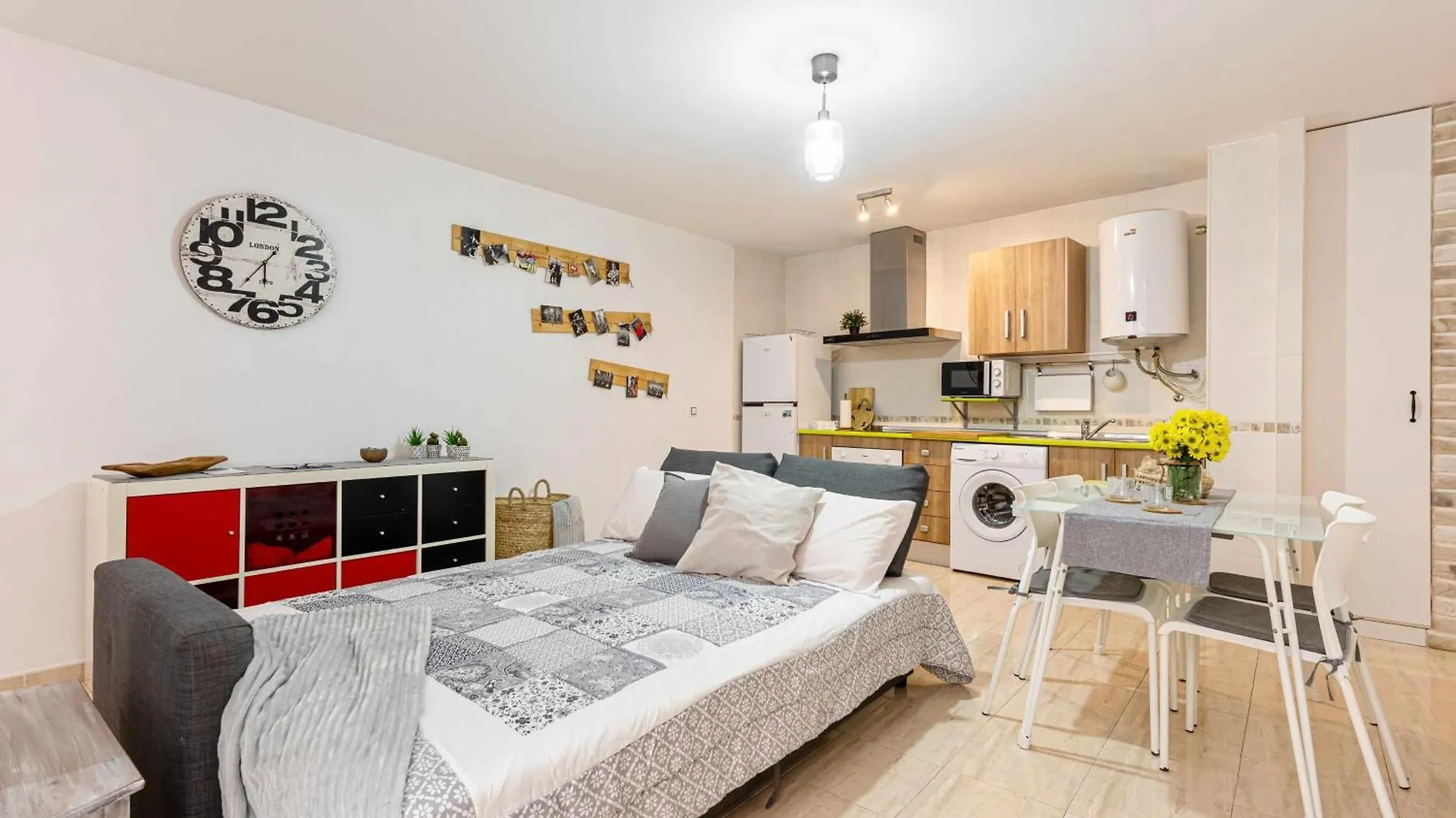 Apt Historic Center Malaga Free Parking 0*,  Spain